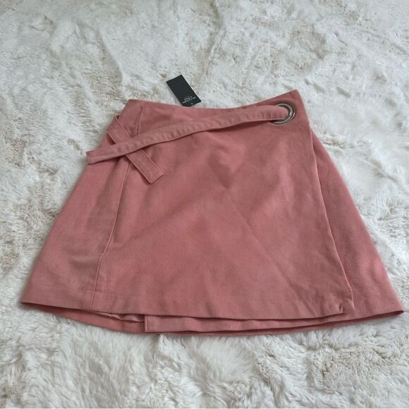 NWT A&F Abercrombie & Fitch suede style pink mini skirt with wraparound size 2 - Picture 1 of 9